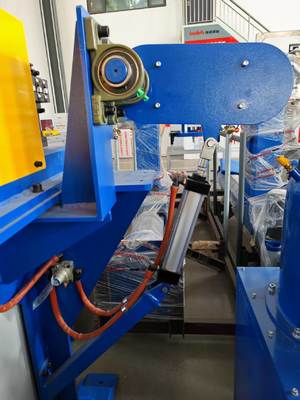 Optimieren Sie Ihre Produktionslinie mit der 220V Stangen-Zuführeinheit 1200mm x 800mm x 1500mm