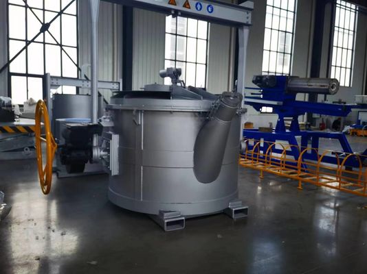 Individuell angepasste Temperaturbereiche geschmolzener Aluminium-Transfer-Kesseln mit Deckel und glatter Oberfläche