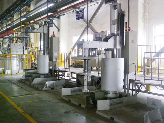 Erweiterte Vorwärmeanlage mit Ladel für den industriellen Druck 0,5-0,7 MPa Backtemperatur 0-850°C Heizgeschwindigkeit 0-20°C/min