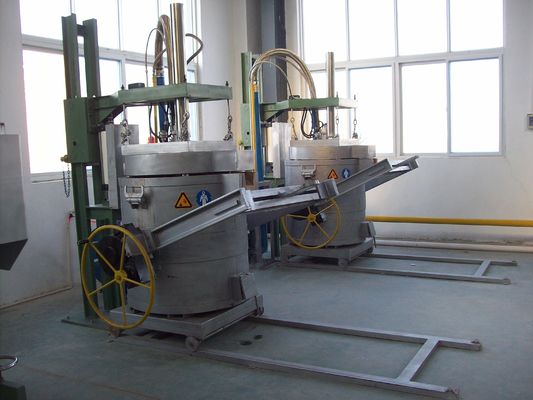 Asphaltieren Sie die strömende flüssige Aluminiumkapazität der übergangsschöpflöffel-3000KG für Aluminiumwerfenlinien
